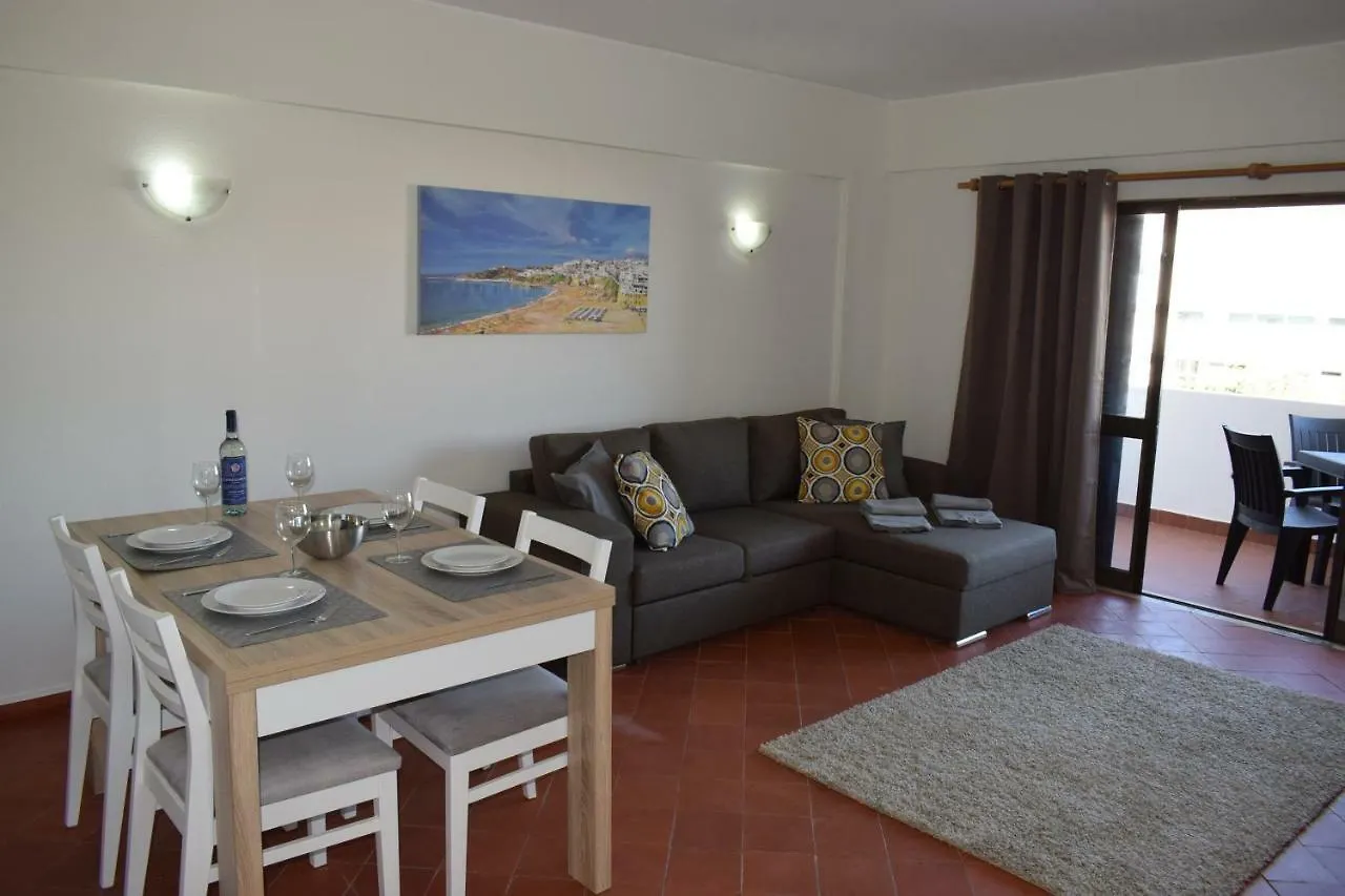 Vale De Pedras location